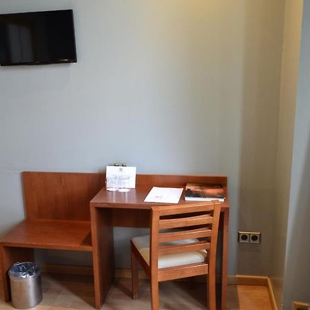 Hotel Alda Palacio Valdes Avilés Eksteriør bilde