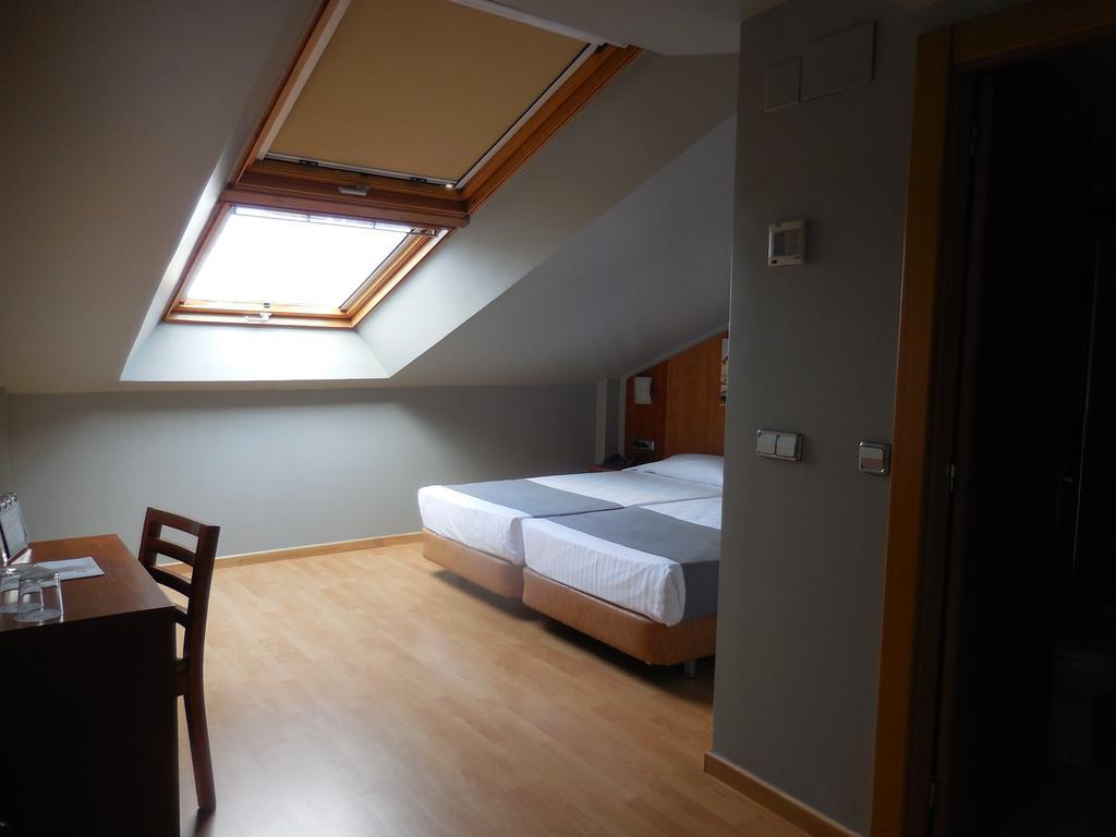 Hotel Alda Palacio Valdes Avilés Eksteriør bilde