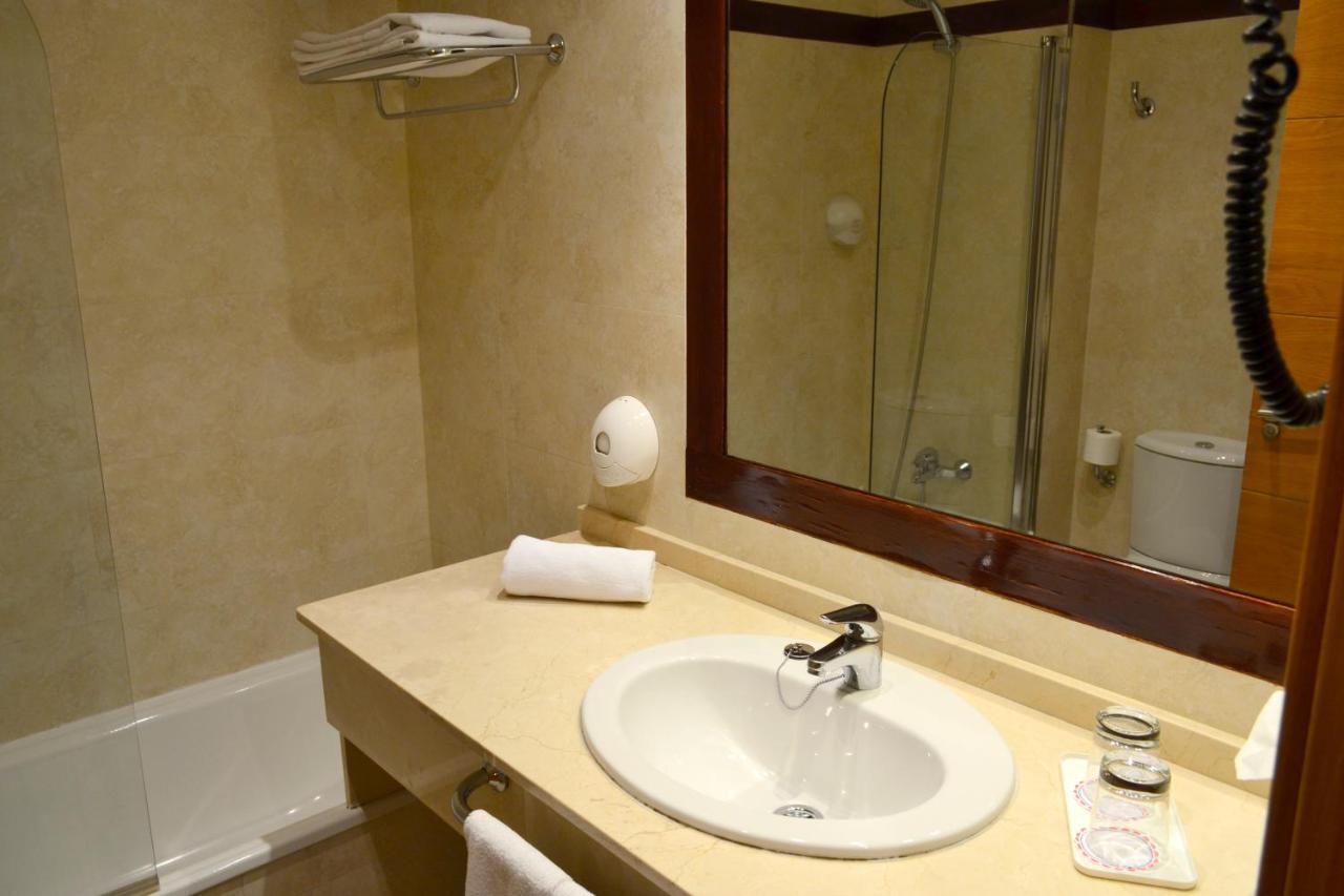 Hotel Alda Palacio Valdes Avilés Eksteriør bilde
