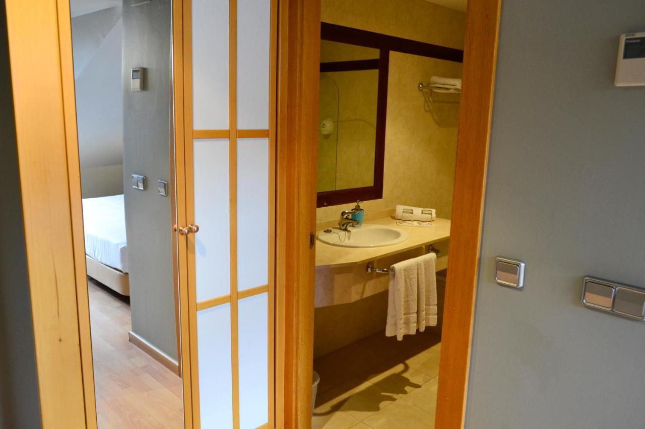 Hotel Alda Palacio Valdes Avilés Eksteriør bilde